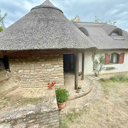 Szaletli Holiday home *